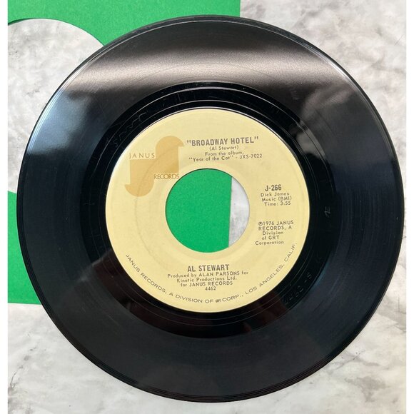 Al Stewart Year of the Cat / Broadway Hotel 45 Vinyl 70s Rock VG+ Janus 266 - Picture 6 of 6